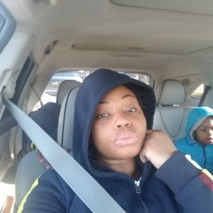 Meet your Posher, Francisca